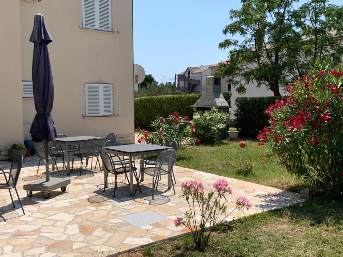 Apartman Theresa Barbat na Rabu Экстерьер фото